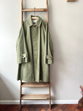 Wax Cotton Balmacaan Rain Coat / Olive
